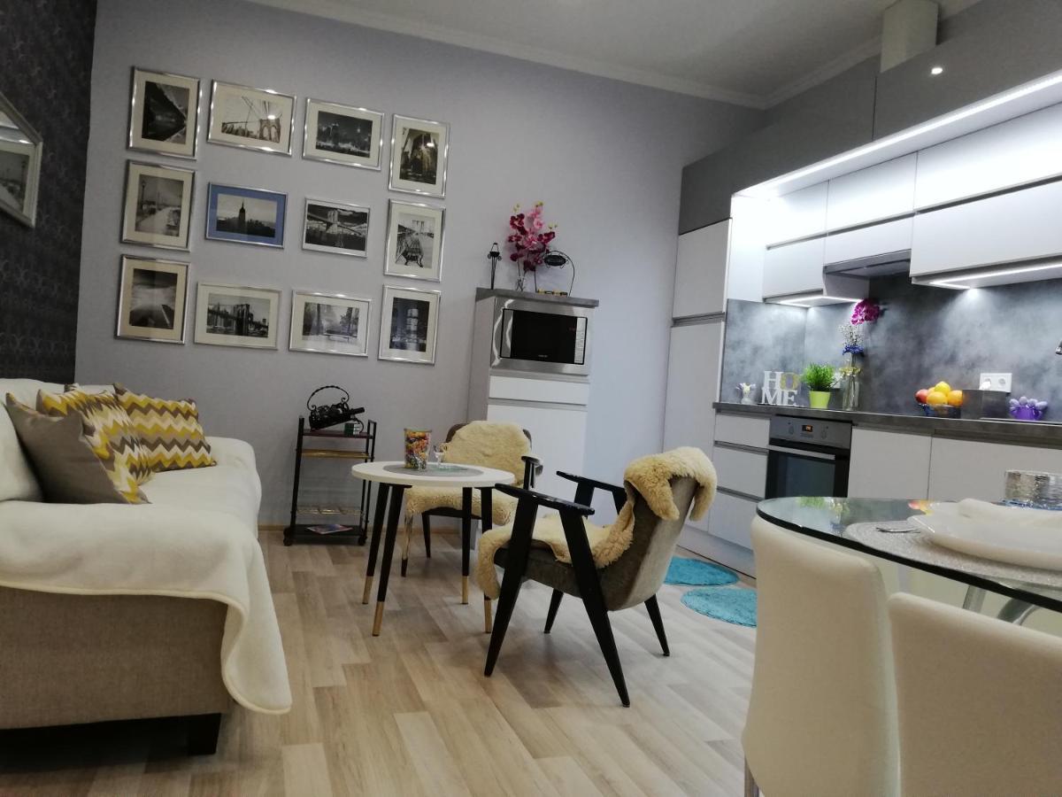 Апартаменти Pannonia Center Deluxe
